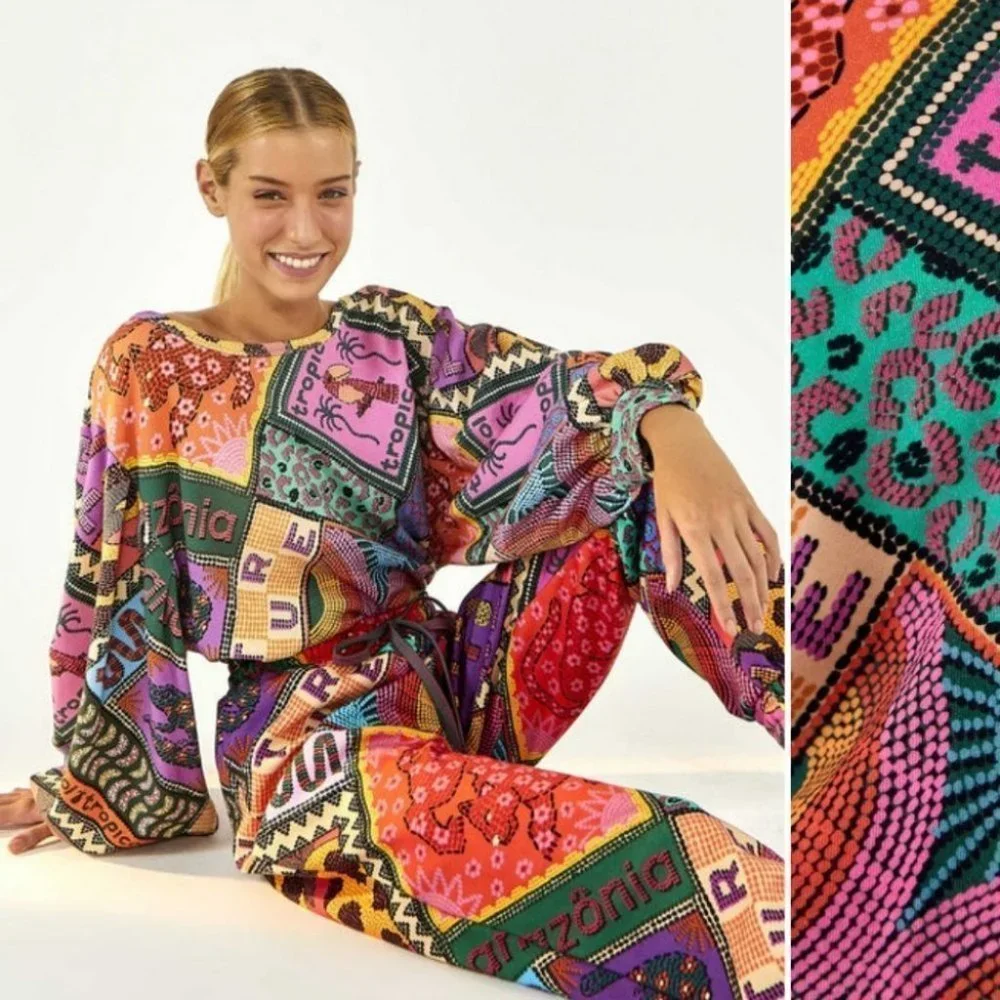 NWT! FARM RIO Dotted Patch Scarf Sweatshirt Size Small - Picture 2 of 12